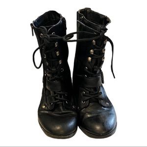 Black chunky zippered combat boots w/1.5” heel -Sz 8